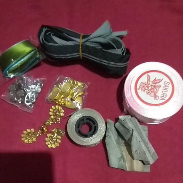 Kepala Resleting Good Quality Warna Gold Ukuran 5 Gigi Plastik 1 Pcs