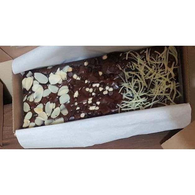 

BROWNIES by BROWNIRA - MEDIUM SIZE no SEKAT 22 x 10 cm