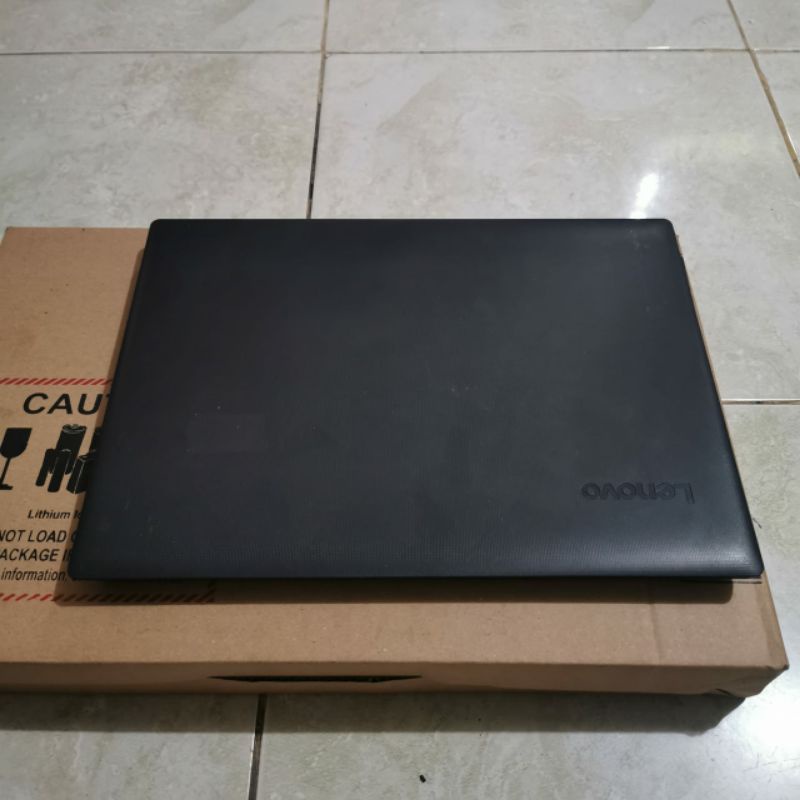 Laptop Lenovo V145 Amd A4-9125 Gen 7 Amd Radeon R3 Ram 4GB HDD 500GB Windows 10 Siap Gaming