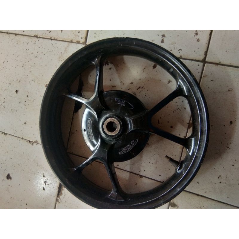 Velg Velek blakang Yamaha Lexi 125 Original Copotan