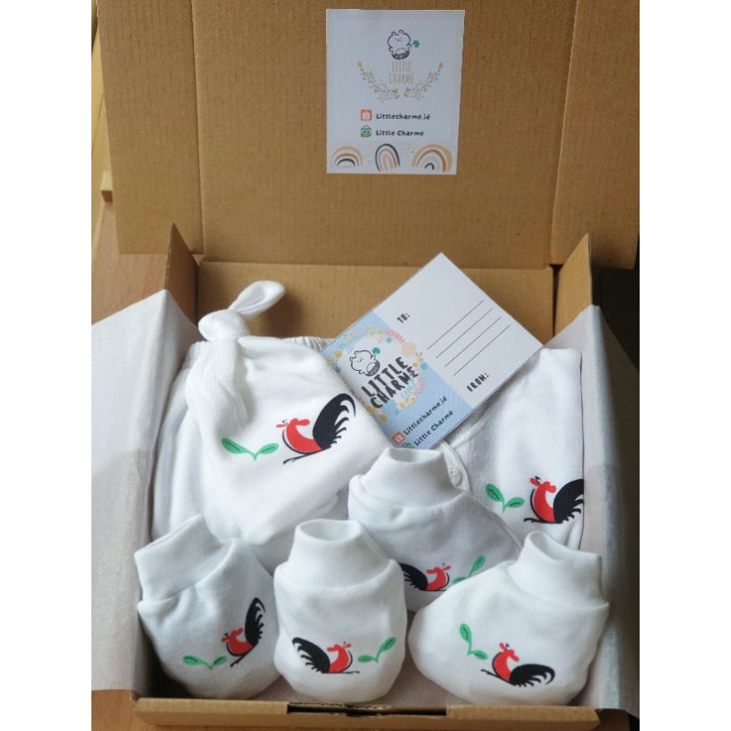 HAMPERS ANAK BAYI | HAMPERS BAYI | HAMPERS ANAK | HAMPERS BABY | KADO LAHIRAN | NEWBORN GIFT SET | BAJU SET ANAK - LITTLE CHARME-Hampers Ayam jago