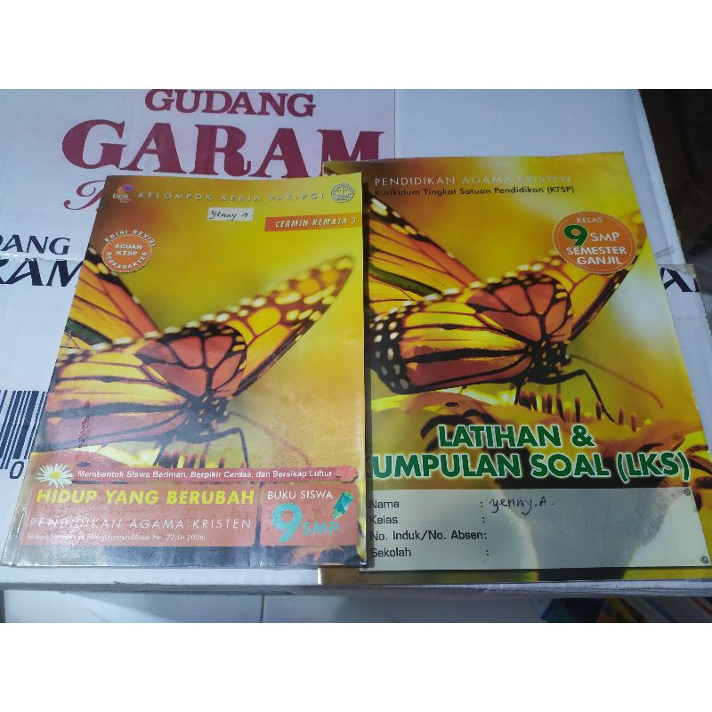 PRELOVED Pendidikan Agama Kristen Kelas 3 SMP KTSP cermin remaja + LKS mulus