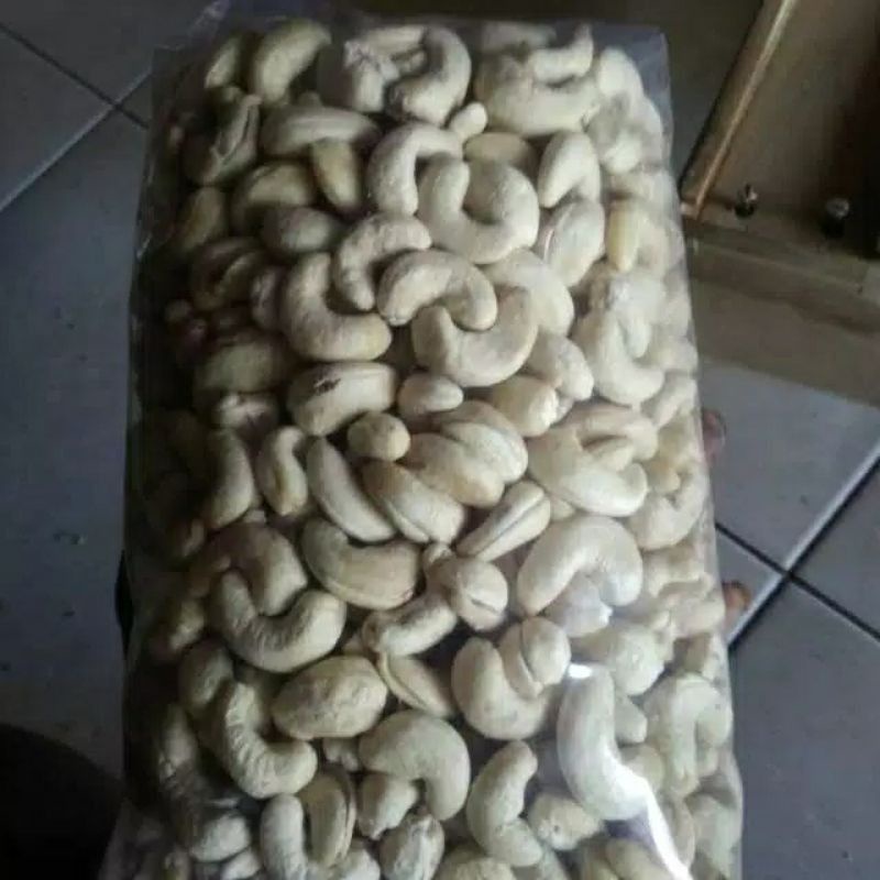 

KACANG METTE/ KACANG MEDE / MENTAH 1KG/ MURAH ASLI WONOGIRI