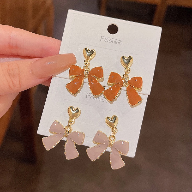 Anting Tusuk Bentuk Pita Bahan silver 925 Gaya Retro Untuk Wanita