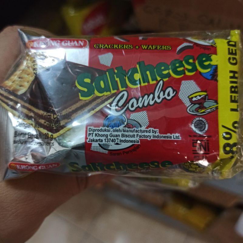 

Biskuit SALTCHEESE COMBO Rasa COKELAT Dengan Wafer Cokelat Khong Guan