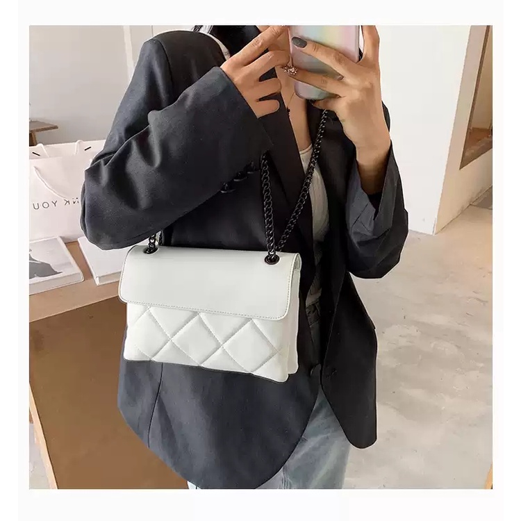 ZIE.STORE11  (( COD ))  Tas Selempang Kekinian Tas Selempang Import Tas Wanita Import Tas Selempang Wanita Perempuan Korea Tas Wanita Import Ori Tas Anak Perempuan Dewasa Kekinian Tas Kondangan Wanita Mewah