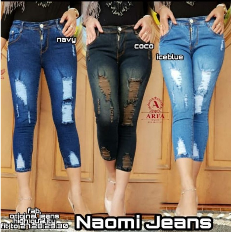 CELANA JEANS PENDEK 7/8 WANITA CELANA PENDEK WANITA RIPPED JEANS SOBEK STREET