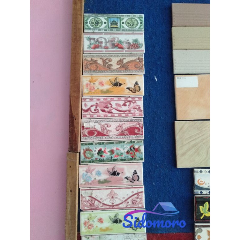 Lis keramik dinding 20cm