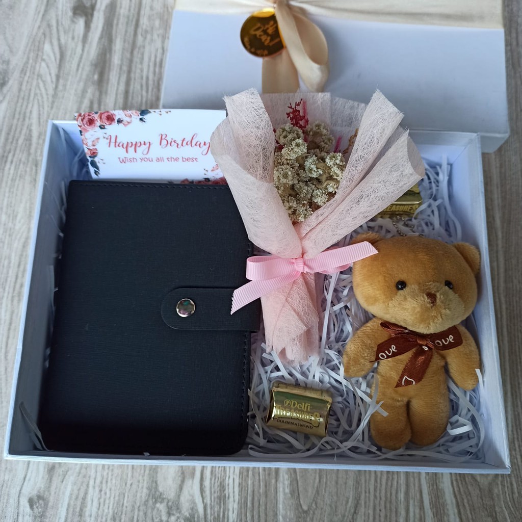 

Bliss Box Cutes Notes (Hampers/Gift Box /Kado UlTah/Kado Wisuda/Kado Anniversary/Souvenir)