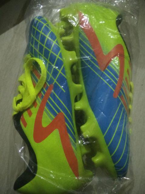 ( Cod ) Termurah!!! Sepatu Bola Anak Specs Batik Grade Original