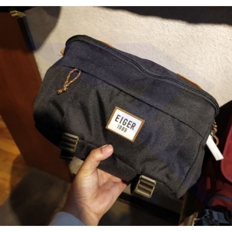 tas pinggang pria Routed shoulder waist R EIGER5245/BLACK-HITAM - waist bag pria original
