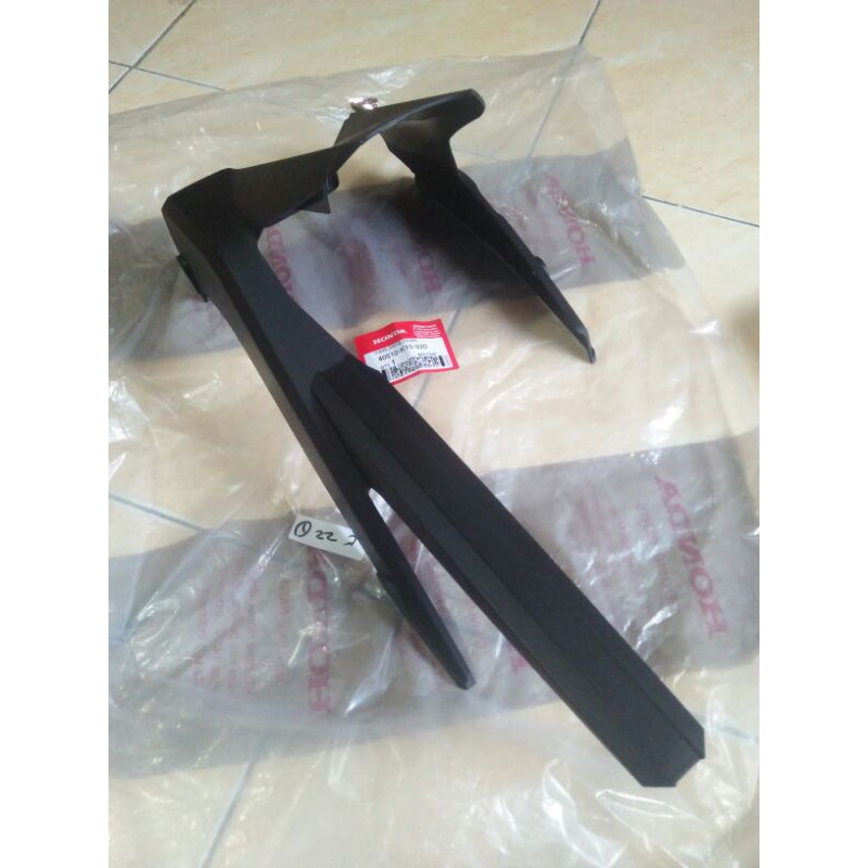 cover tutup rantai rante new cb 150r led original honda