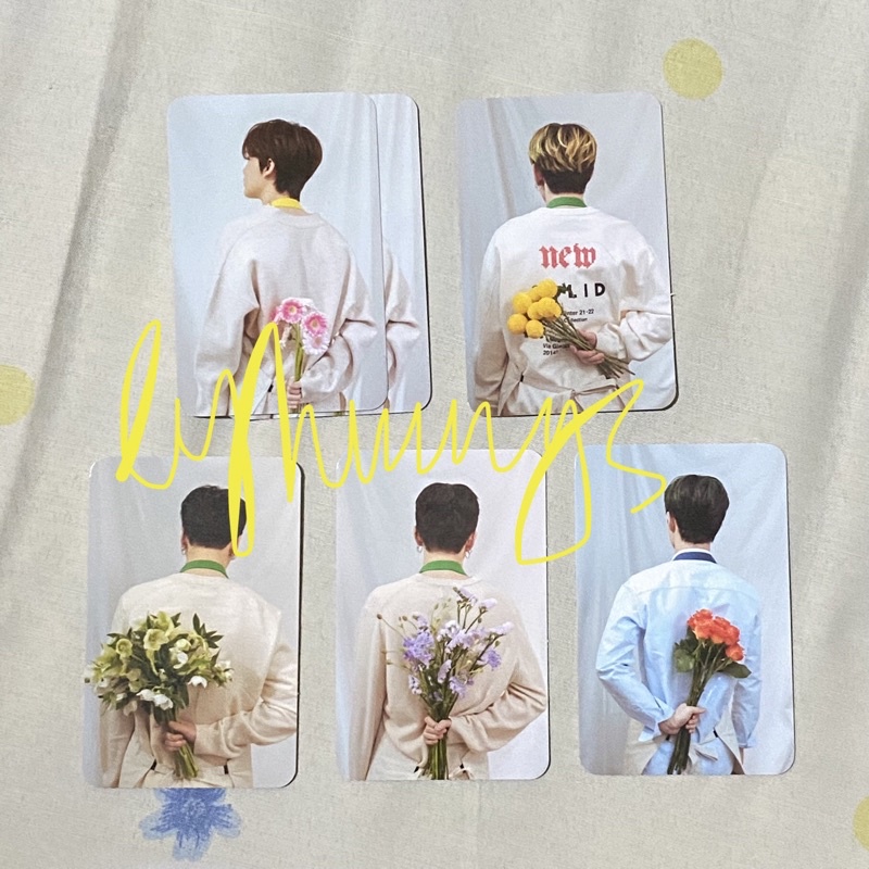 TREASURE TRACE CONCERT MD BOOTH POB PHOTOCARD PC PUNGGUNG BENEFIT FLOWER JUNKYU JAEHYUK ASAHI JIHOON