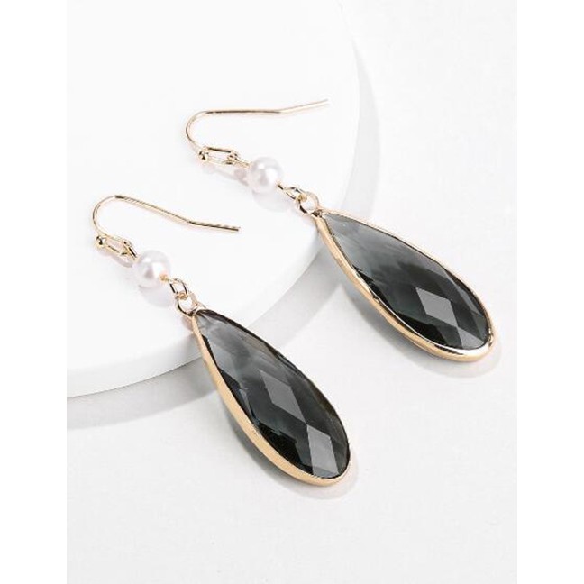 LRC Anting Gantung Fashion Waterdrop Shape Decorated Earrings