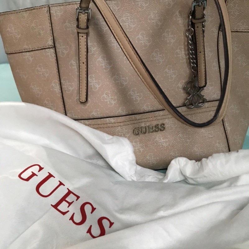 PRELOVED GUESS TOTE BAG with dust bag 100% original