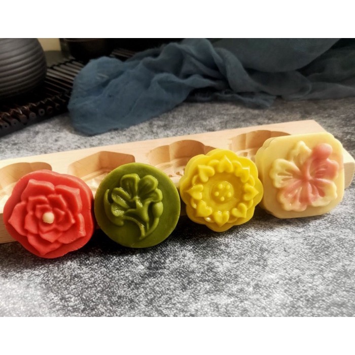 Cetakan mooncake kayu 4 lubang model flower 5