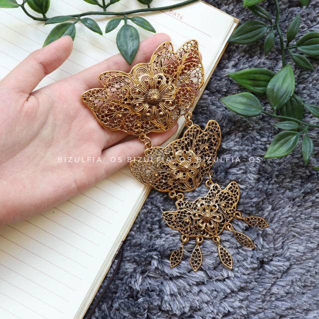 Bros Kebaya Bros Etnik Bros Kutubaru Bros Susun Tiga Bros Tiga Susun Bros Karnaval Bros Cantik Bros Tradisional Bros Wanita Brooch