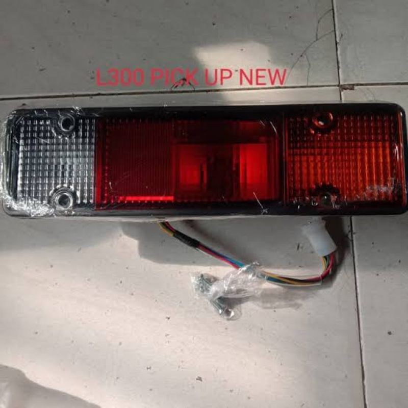 Lampu Stop Pick Up L300 NEW