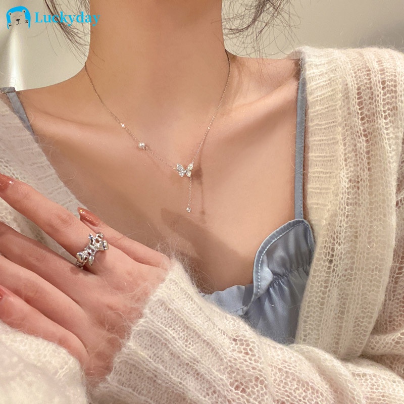 YEEZII Kalung Rantai Choker Liontin Kupu-Kupu Kristal Mutiara Warna Silver Untuk Aksesoris Perhiasan Wanita