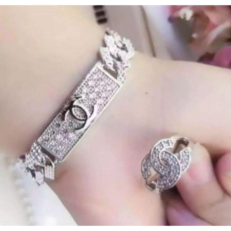 Gelang plat Chanel silver free cincin silver mewah