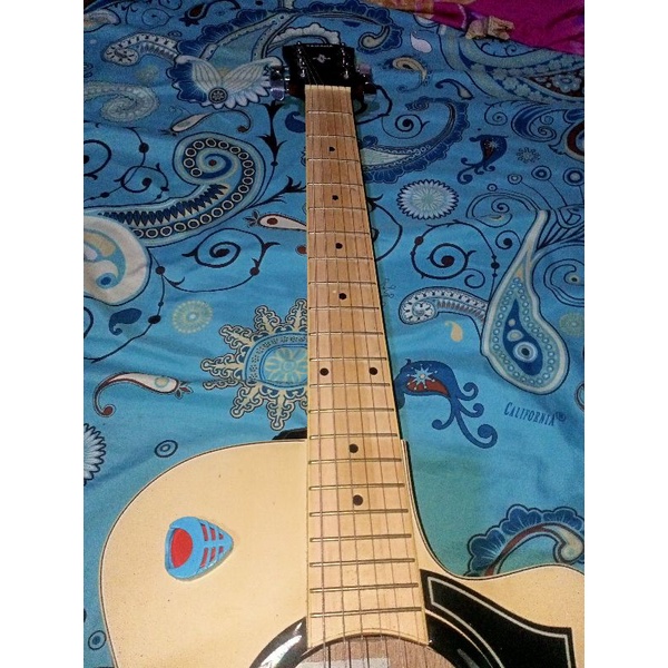 Gitar akustik elektrik second + apli mini gitar