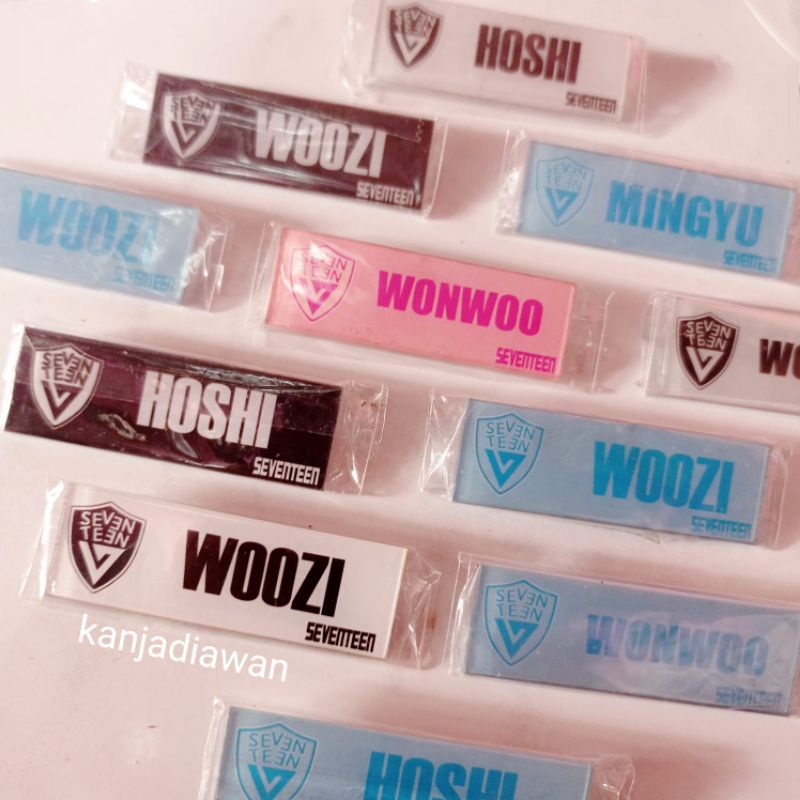 

Name Tag Seventeen Akrilik KPop