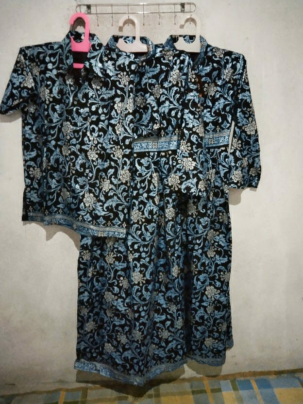 Couple Batik Keluarga || Setelan Couple Batik Ayah Ibu Anak Cewek Cowok || Couple Batik Family Gamis