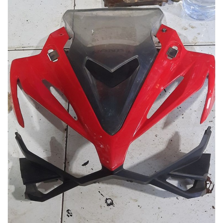 tameng body depan CBR150R K45G