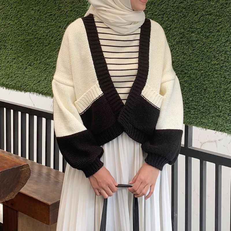 MURAH/ NAKARA CARDI RAJUT PREMIUM TEBAL /3Get Halus dan Adem-Delima hitam