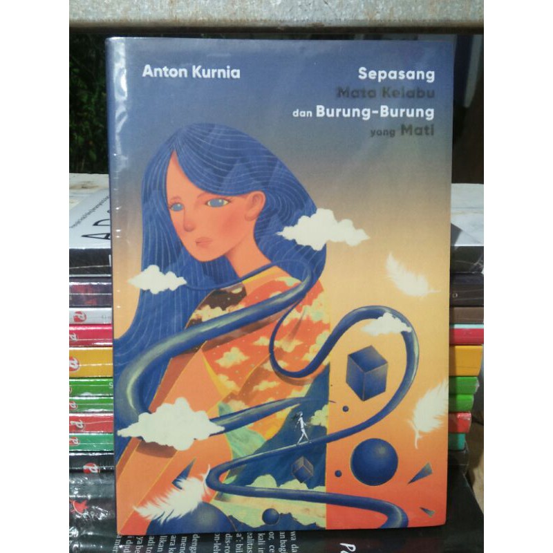 Sepasang Mata Kelabu dan Burung-Burung Yang Mati