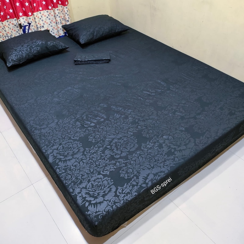 Sprei Homemade Premium Ukuran 120 160 180 Embos Polos Hitam Bahan Halus Terlaris