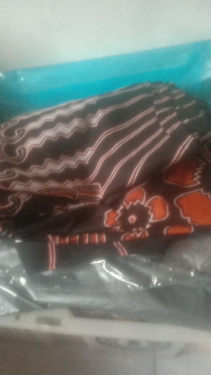 Bisa Pisah Batik Couple Keluarga Sania Ruffle Ori Ndoro Jowi Motif Japanese Orange  Batik Modern