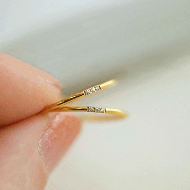 Cincin Titanium Wanita Anti Karat Asli Premium Cincin Berlian Klasik Emas 18k Korea Aksesoris Wanita