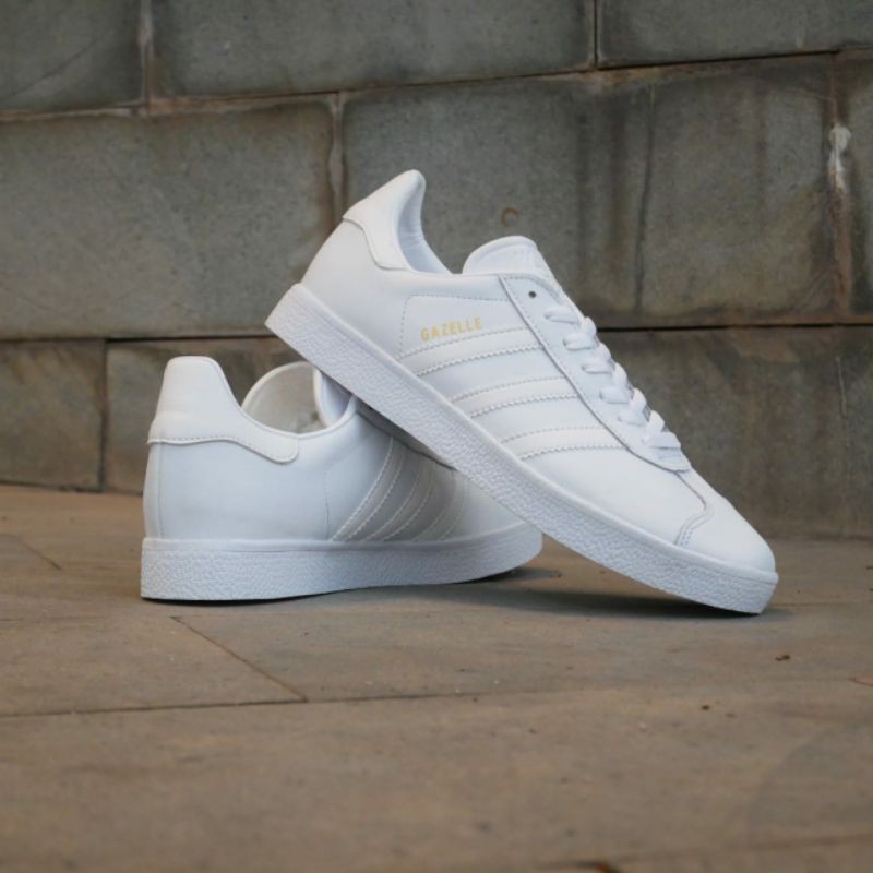 gazelle triple white