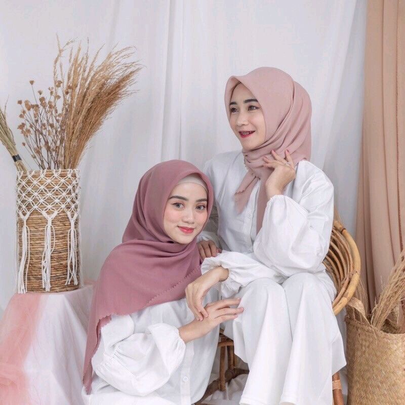 Baru Kerudung Segiempat Bella square lasercut jilbab hijab warna lilac primrose