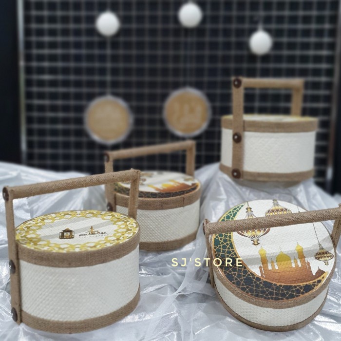 

Aksesoris box kotak kue hampers lebaran ramadhan idul fitri murah