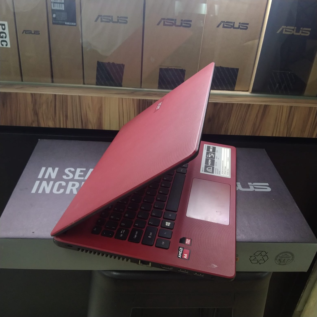 Laptop Leptop Second Bekas ACER ES1-421 RAM 4GB HDD 500GB AMD A4 QUAD CORE Zoom Siap Pakai