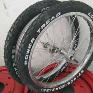 Wheelset ban velg sepeda bmx jadul merk luckystone Wheelset ban velg sepeda bmx jadul merk luckystone
