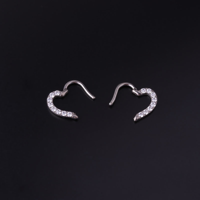 1pc Anting Tindik Tulang Rawan Telinga Bentuk Hati Bahan Titanium Steel Hypoallergenic 16Gauge