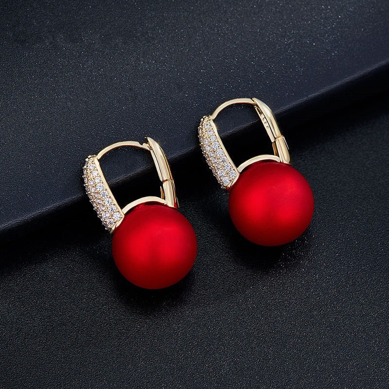 Anting Bahan Titanium Steel Aksen Mutiara Warna Merah Gaya Vintage Korea