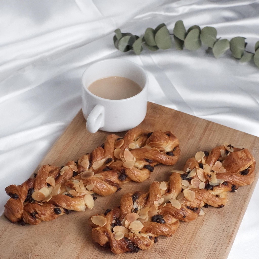 

Almond Chocolate Danish
