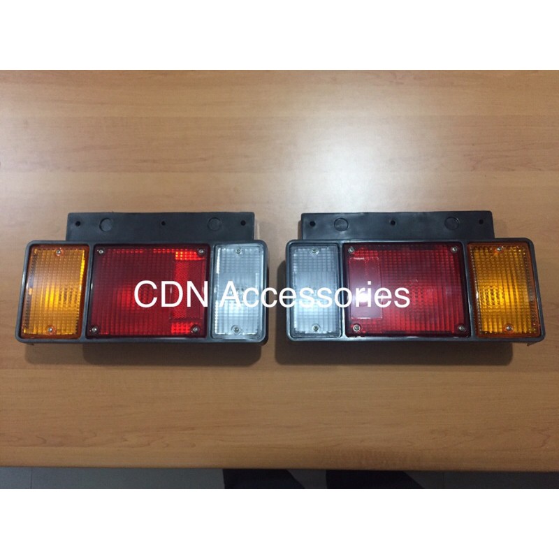 Stoplamp Isuzu ELF/Lampu Belakang ELF/Lampu Belakang Isuzu ELF/Stop lamp Isuzu ELF