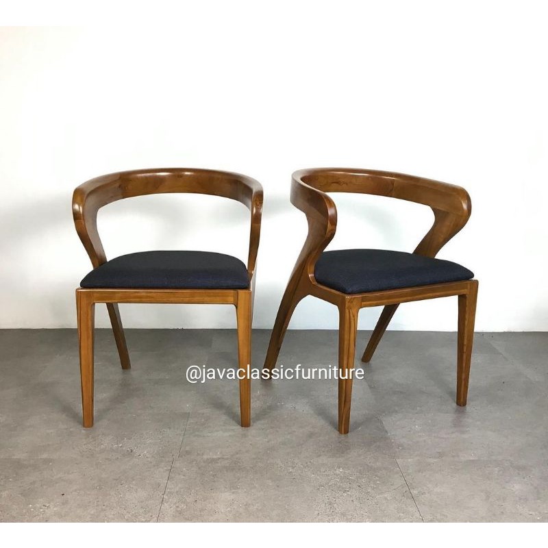 KURSI MAKAN CAFE RESTO HOTEL JOK SANDARAN LENGKUNG TERAS SCANDINAVIA UNIK ANTIK MODEL VINTAGE RETRO BAHAN KAYU JATI ASLI FURNITURE JEPARA-3