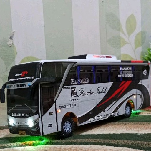 miniatur Bus bis /mainan bus bis rosalia indah plus lampu