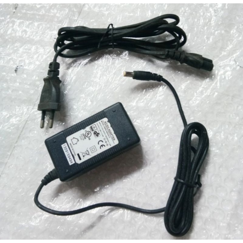 adaptor output 48vdc - 0'4amp bisa di pakai ke semua elektronik