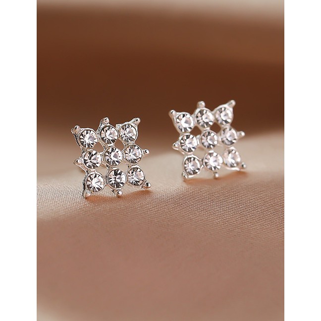 LRC Anting Tusuk Fashion Silver Geometric Cutout Alloy Earrings With Rhinestones K09599