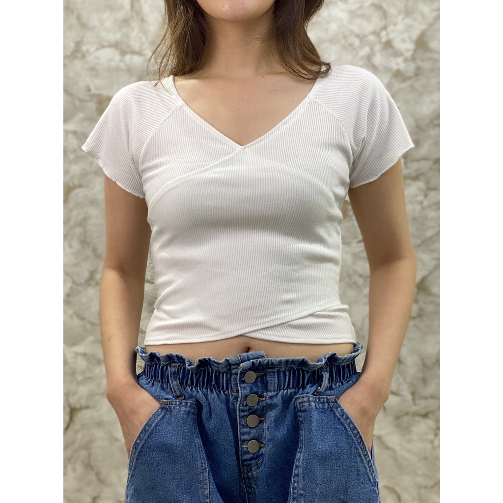 MODAVIE - CARMEN CROP TOP Tee V Neck Crop Top Korea Kaos Polos Wanita