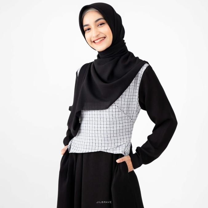 Gwen Dress Jilbrave Warna Ebony Black