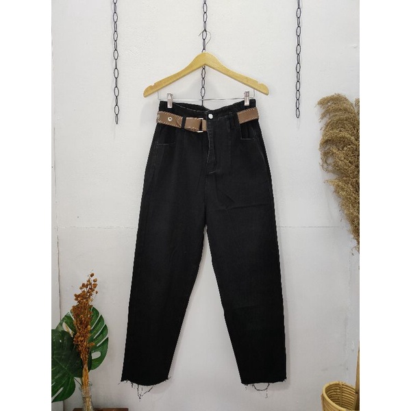 Celana Jeans High Waist/ jeans Hitam / jeans jumbo