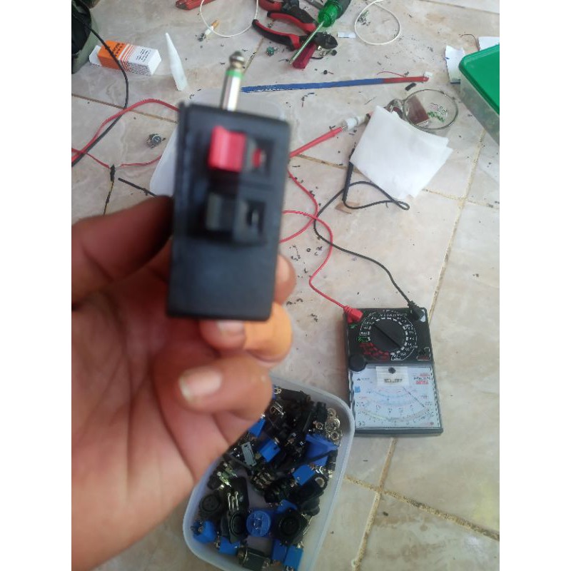 ampli gitar earphone untuk gitar dan bass